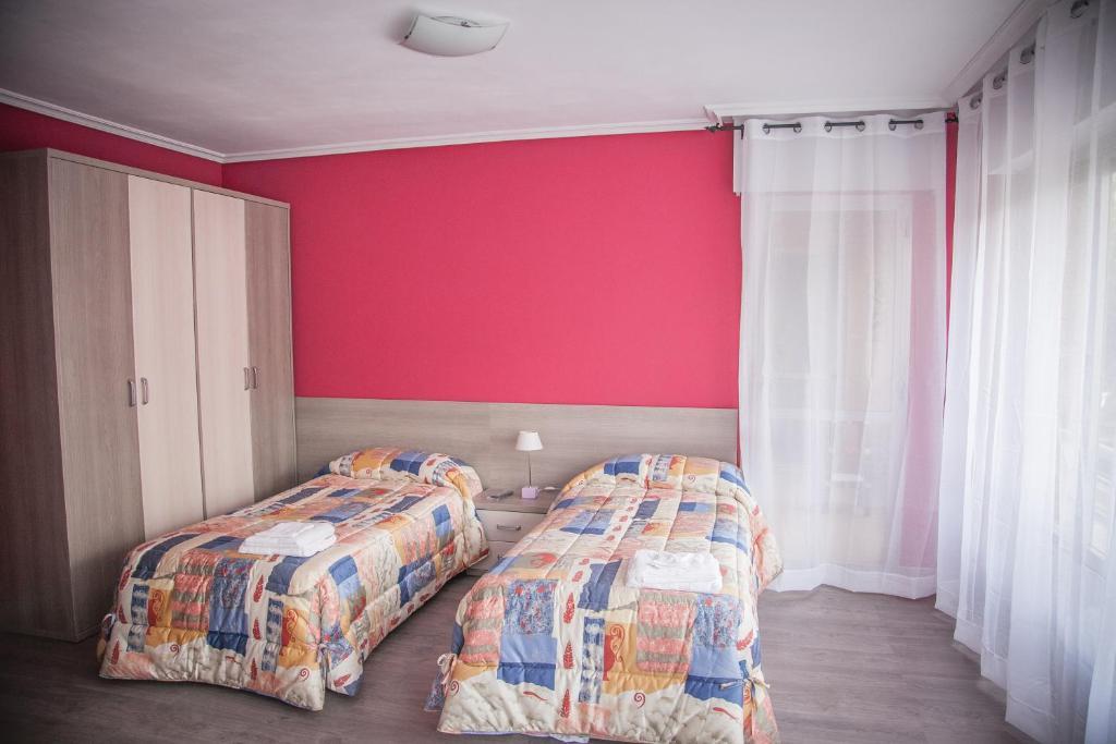 Pension Parque Del Ebro (Adults Only) Logrono Ruang foto